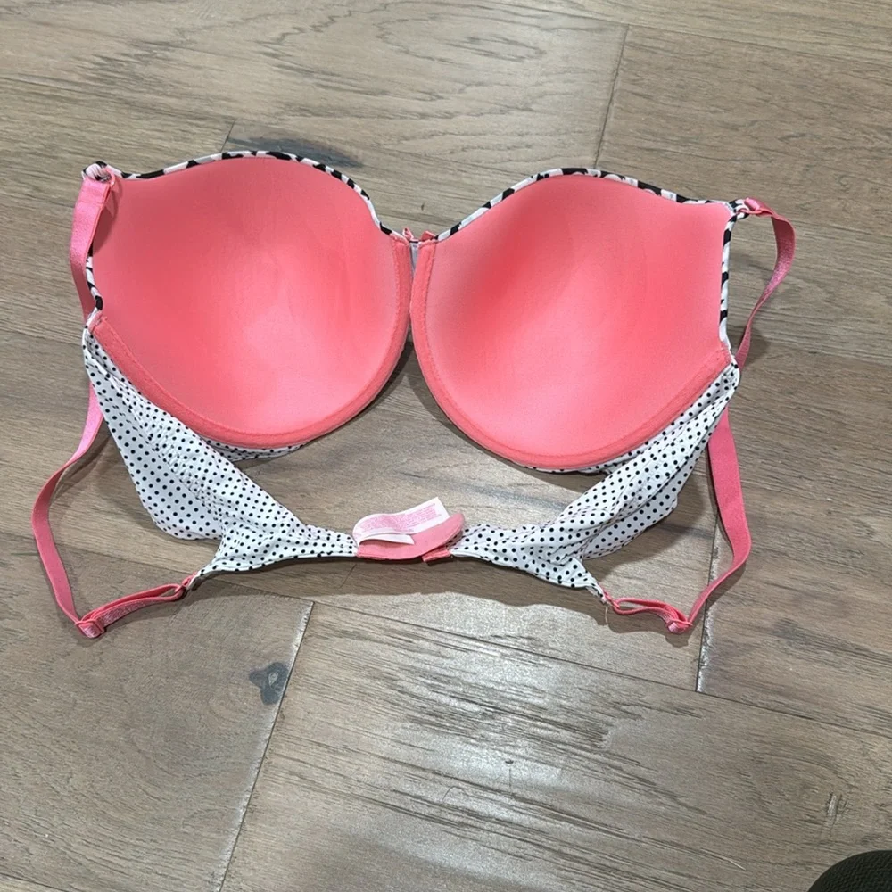 EUC Victoria’s Secret Pink Scottie Dog Design Push-Up Bra Size 38DD - Picture 3 of 5